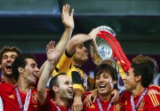 Испания - Италия - Финальный матс на чемпионате Евро 2012, 1 июля 2012 (322xHQ) E01b45201619120